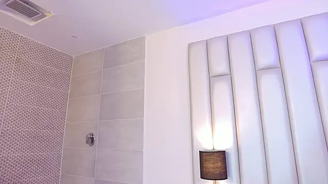 aandreaperez online show from 15, 4, 2026