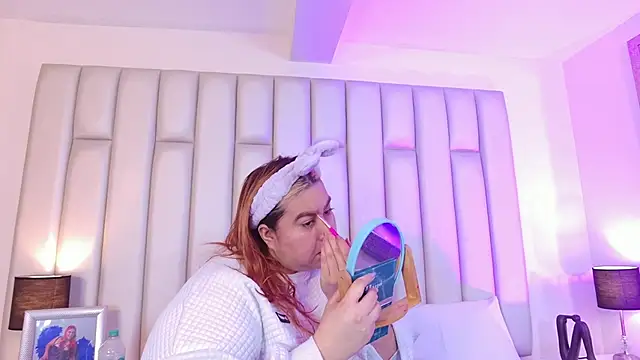 aandreaperez online show from 7, 2, 2026