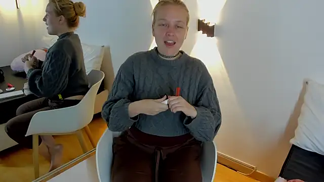 EmilySumer online show from 22, 2, 2026