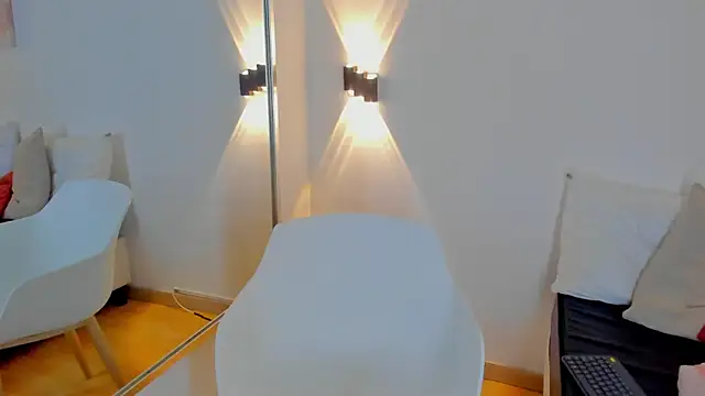 EmilySumer online show from 28, 2, 2026