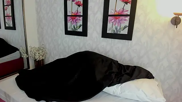 EmilySumer online show from 20, 12, 2025