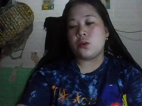 Snapshot of hotsexylyn chatting on 13, 11, 2025 hotsexylyn online show from 13, 11, 2025