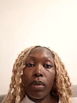 Snapshot of nemcy_bae chatting on 27, 5, 2026 nemcy bae online show from 27, 5, 2026