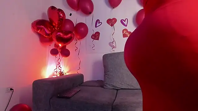 Snapshot of ale_cam chatting on 16, 2, 2025 ale cam online show from 16, 2, 2025