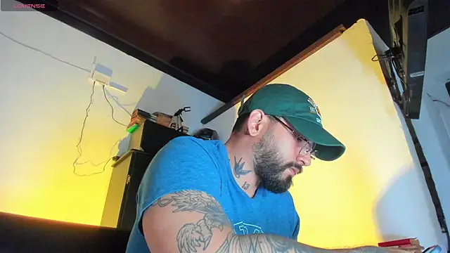 CamiloGray  online show from 4, 10, 2025