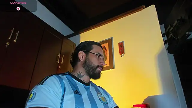 CamiloGray  online show from 23, 2, 2026