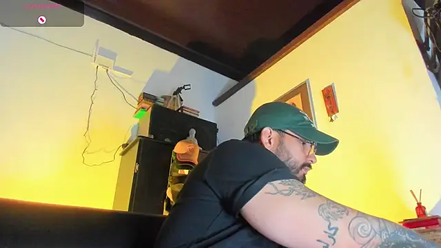 CamiloGray  online show from 9, 11, 2025