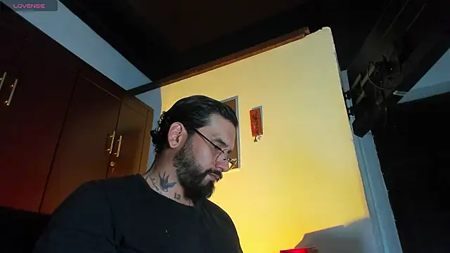 CamiloGray  online show from 18, 2, 2026