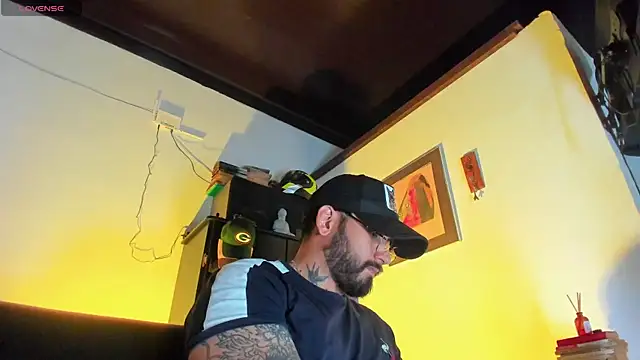 CamiloGray  online show from 2, 12, 2025