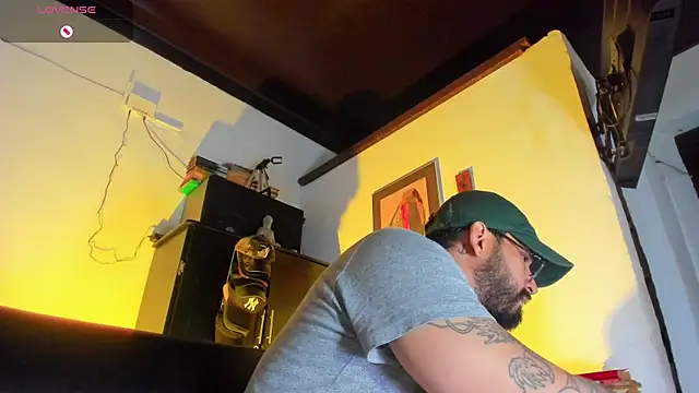 CamiloGray  online show from 28, 10, 2025