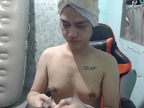 Snapshot of itsmacky4u chatting on 28, 10, 2025 itsmacky4u online show from 28, 10, 2025