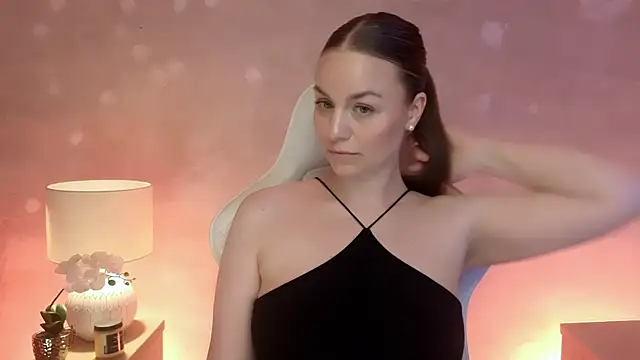 MilaFleur online show from 15, 7, 2026