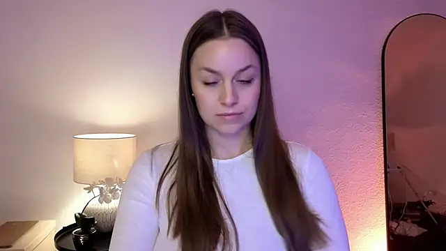 MilaFleur online show from 10, 3, 2025