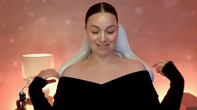 MilaFleur online show from 15, 2, 2026