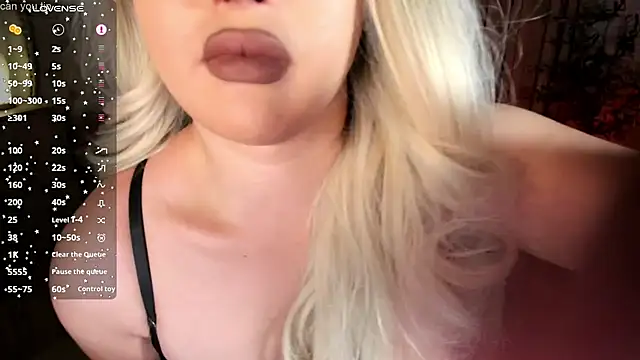 Miss mariahmonroe online show from 7, 11, 2025