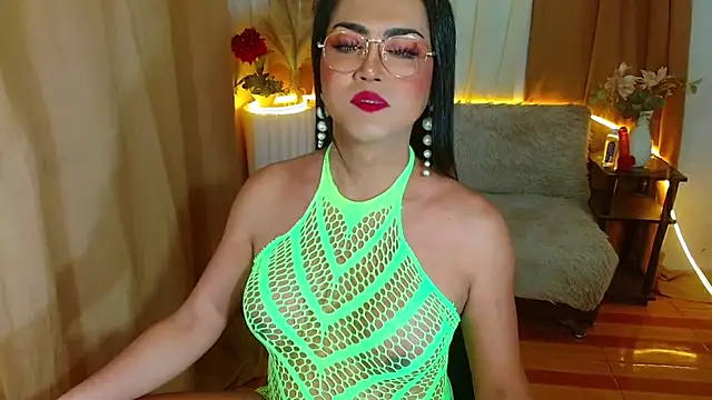 negrashemalexxx online show from 4, 11, 2025