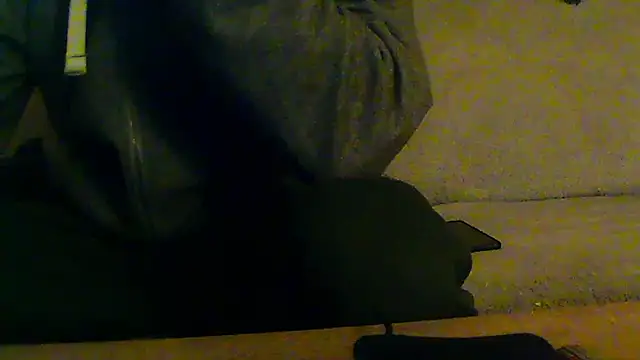 Snapshot of Dzutt chatting on 11, 1, 2025 Dzutt online show from 11, 1, 2025