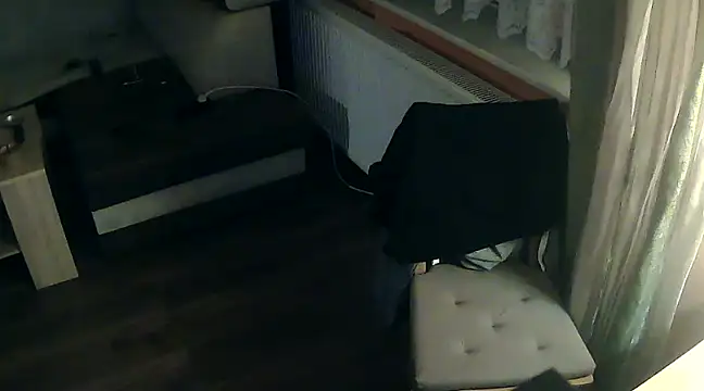 Snapshot of Dzutt chatting on 9, 1, 2025 Dzutt online show from 9, 1, 2025