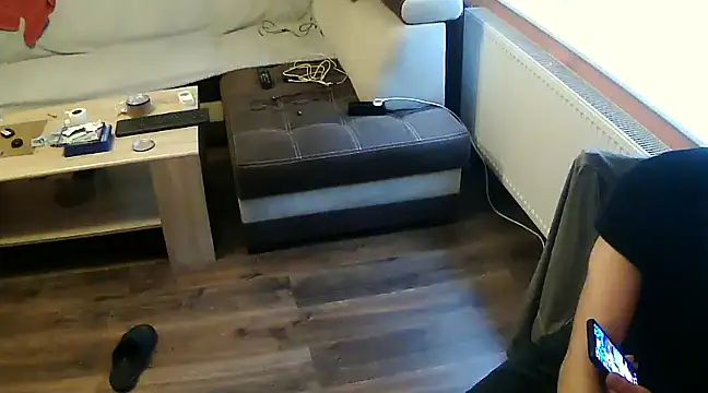 Snapshot of Dzutt chatting on 9, 1, 2025 Dzutt online show from 9, 1, 2025