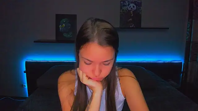 Snapshot of AlexaBarkley chatting on 20, 10, 2025 AlexaBarkley online show from 20, 10, 2025