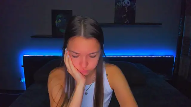 Snapshot of AlexaBarkley chatting on 6, 11, 2025 AlexaBarkley online show from 6, 11, 2025