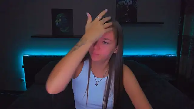 Snapshot of AlexaBarkley chatting on 15, 12, 2025 AlexaBarkley online show from 15, 12, 2025