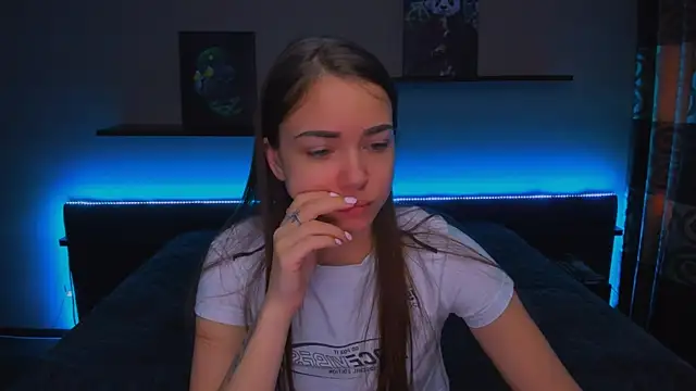 AlexaBarkley online show from 13, 2, 2025