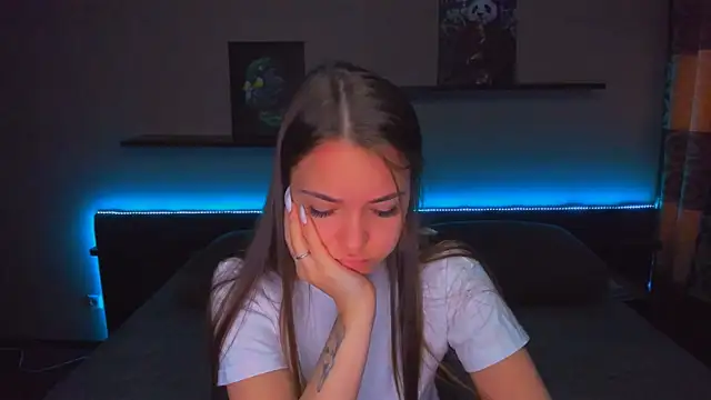 AlexaBarkley online show from 24, 4, 2026