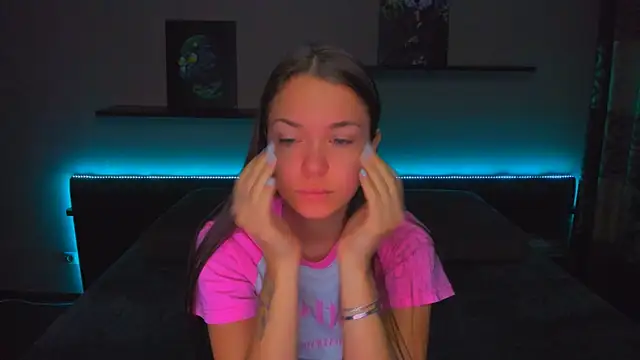 Snapshot of AlexaBarkley chatting on 31, 10, 2025 AlexaBarkley online show from 31, 10, 2025