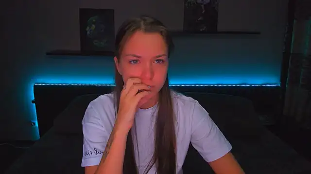 Snapshot of AlexaBarkley chatting on 17, 12, 2025 AlexaBarkley online show from 17, 12, 2025