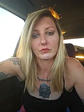 SheIsSomething online show from 9, 1, 2026