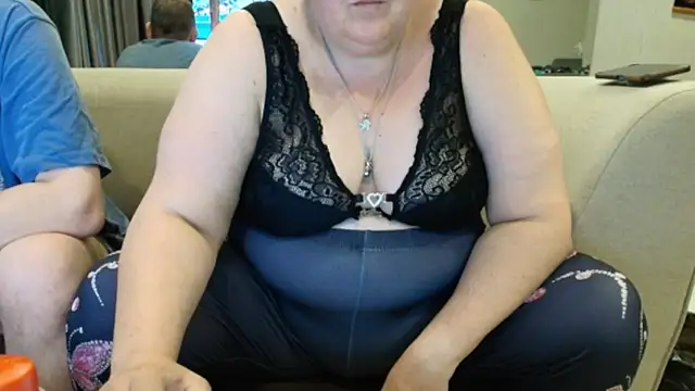 HotBiPaar online show from 3, 6, 2026
