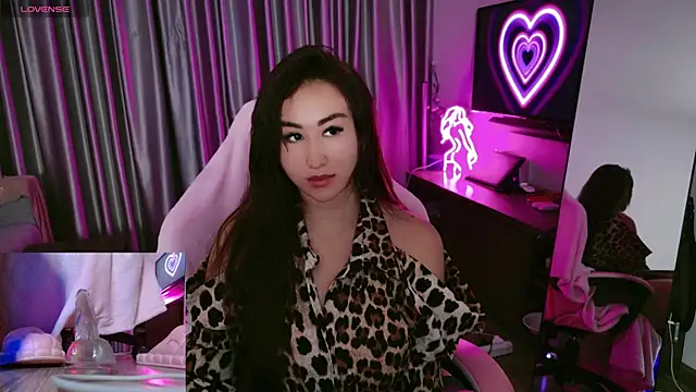 AsianQueens online show from 31, 10, 2025