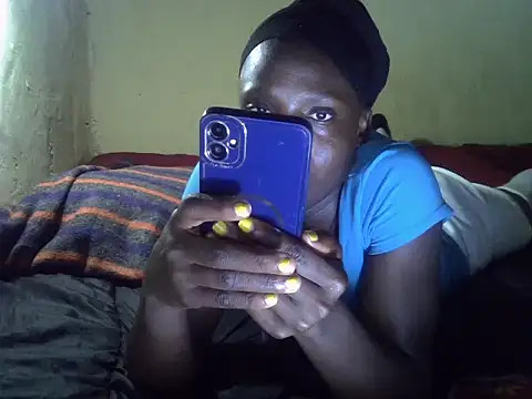 cute-shamza online show from 25, 10, 2025