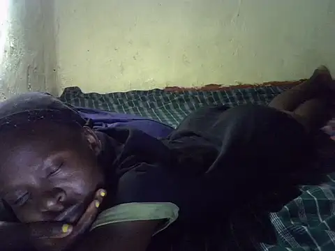 cute-shamza online show from 17, 10, 2025