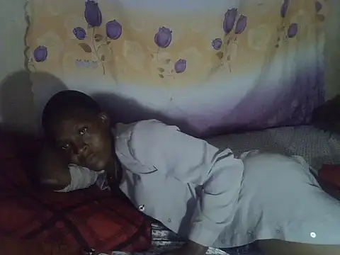 cute-shamza online show from 18, 4, 2026