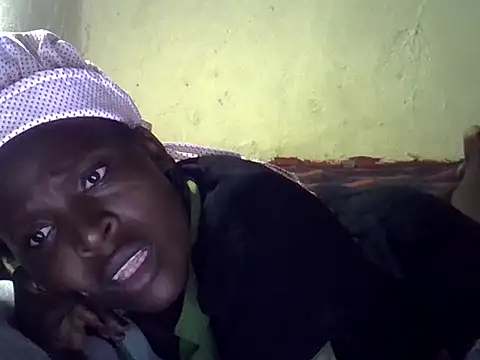 cute-shamza online show from 5, 11, 2025