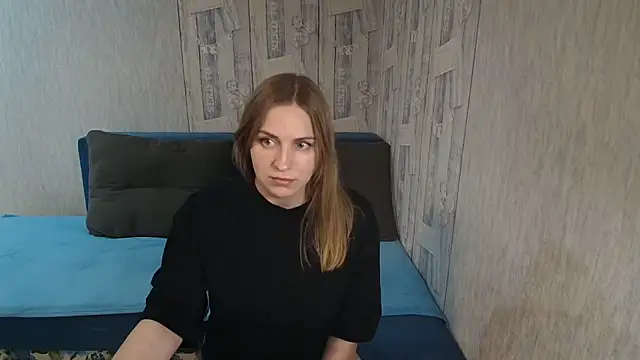 Pilly green  online show from 1, 3, 2026