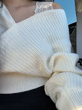 clairewntr online show from 25, 2, 2026