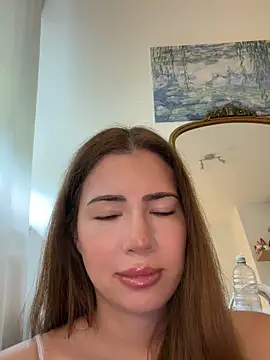 clairewntr online show from 14, 6, 2026