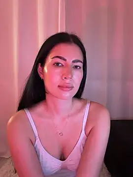 clairewntr online show from 19, 4, 2026