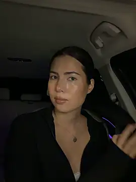 clairewntr online show from 21, 10, 2025