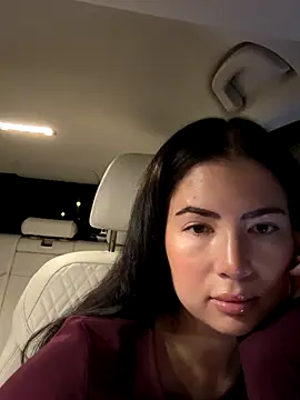 clairewntr online show from 4, 10, 2025