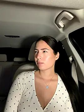 clairewntr online show from 28, 10, 2025