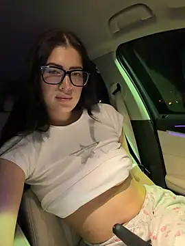 clairewntr online show from 28, 2, 2026