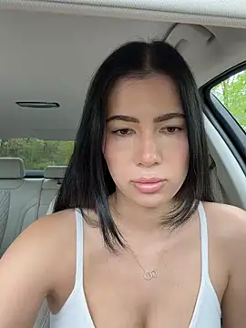 clairewntr online show from 19, 4, 2026