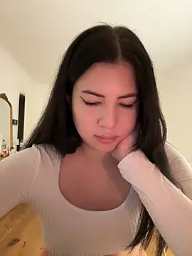 clairewntr online show from 15, 1, 2025