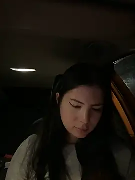 clairewntr online show from 26, 1, 2025