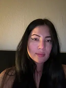 clairewntr online show from 1, 3, 2025