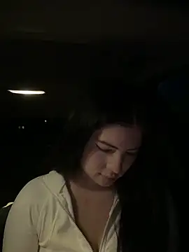 clairewntr online show from 18, 2, 2025